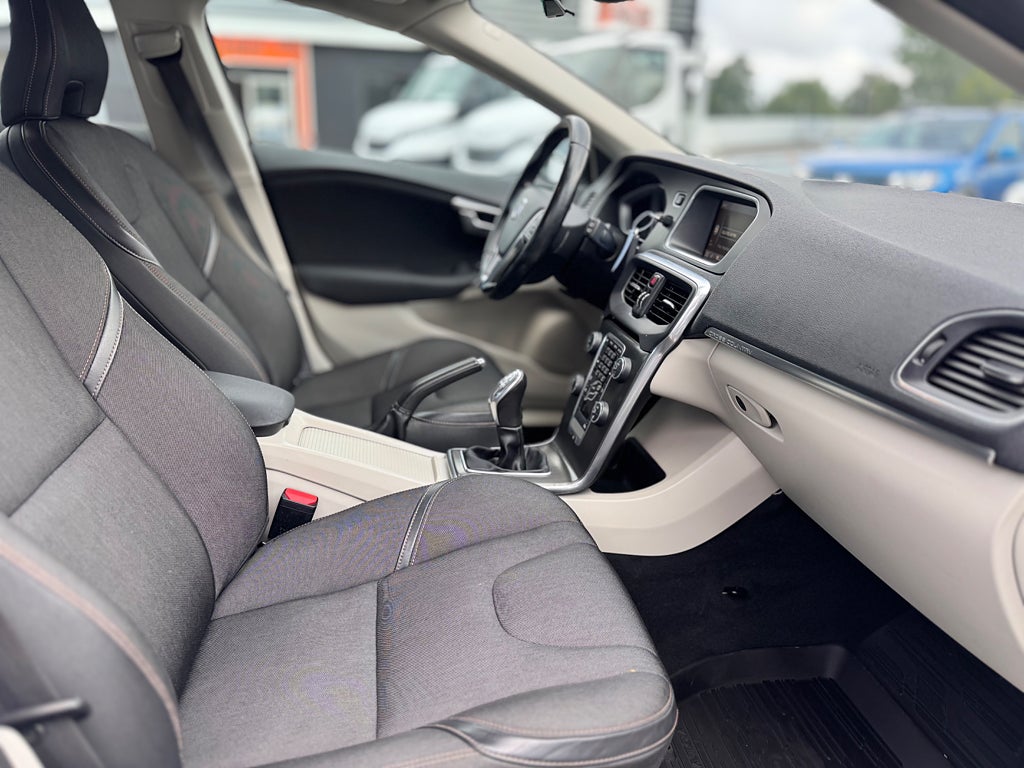 Volvo V40 Cross Country 2014 - miniatyr 12