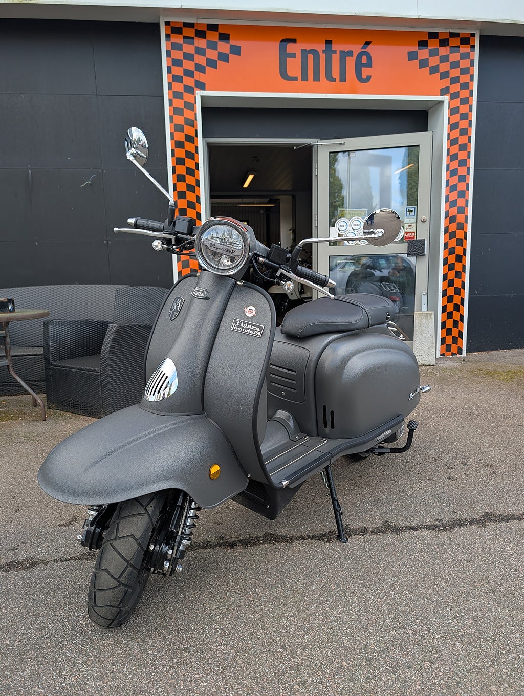 Royal Alloy TG350 2025 - miniatyr 2