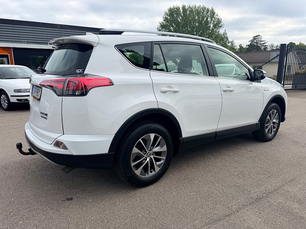 Toyota RAV4 2018 - miniatyr 6