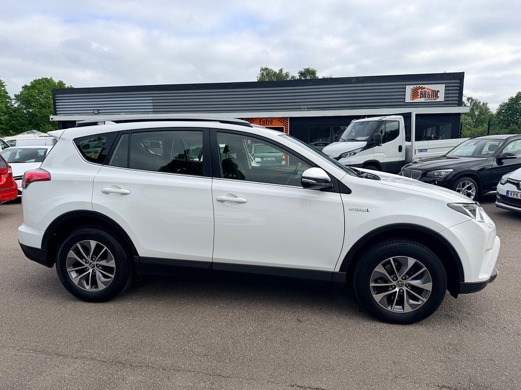 Toyota RAV4 2018 - miniatyr 7