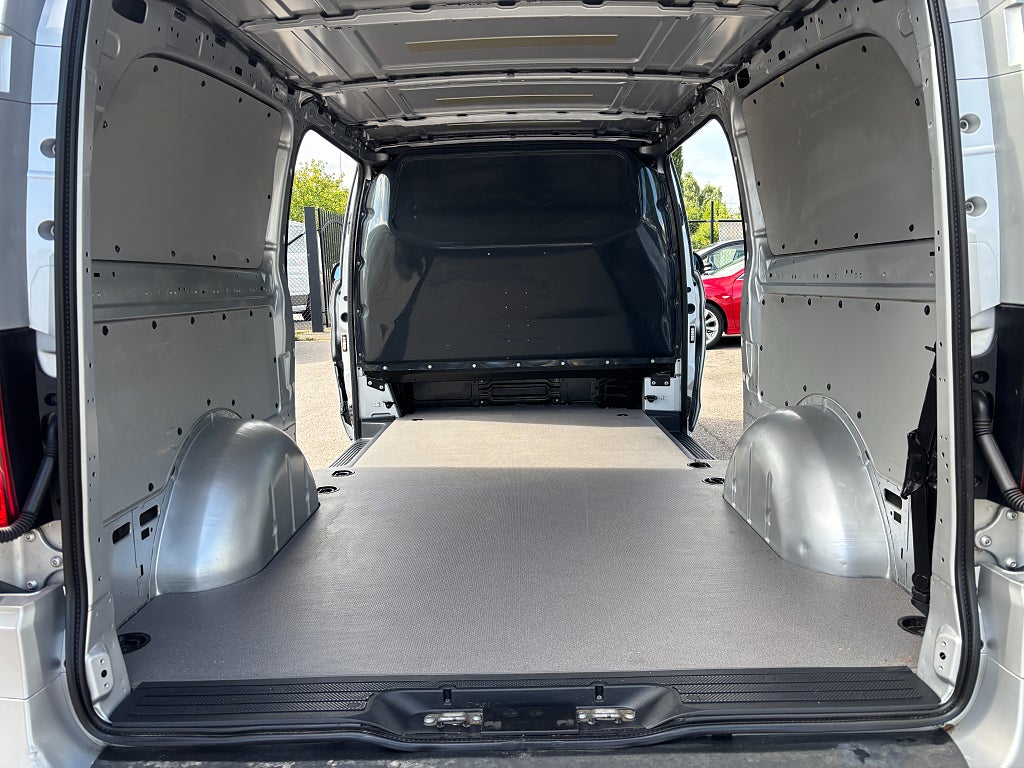 Mercedes-Benz Vito 2022 - miniatyr 12