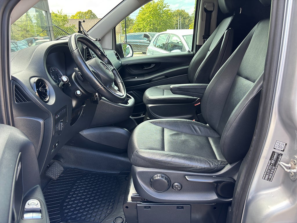 Mercedes-Benz Vito 2022 - miniatyr 14