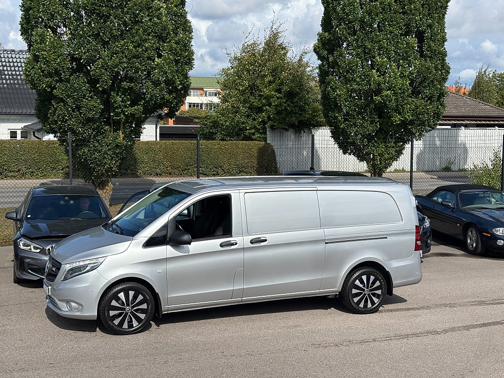 Mercedes-Benz Vito 2022 - miniatyr 5