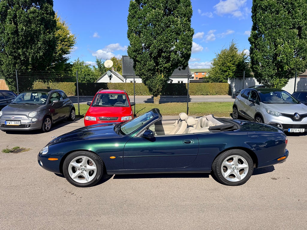 Jaguar XK 2001 - miniatyr 2