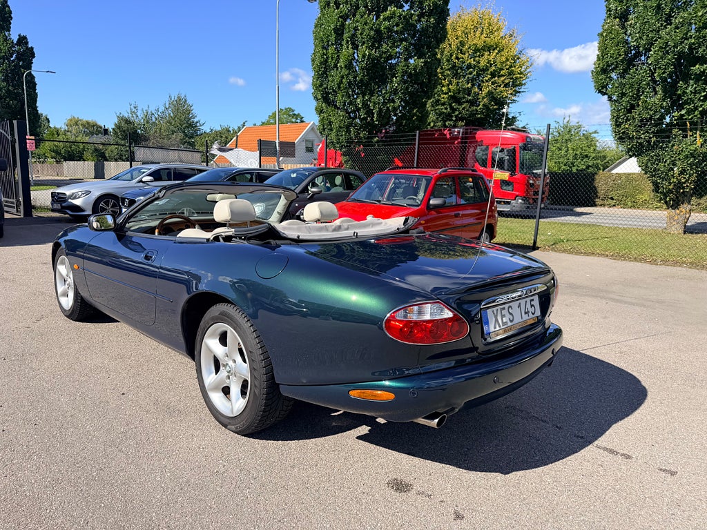 Jaguar XK 2001 - miniatyr 3