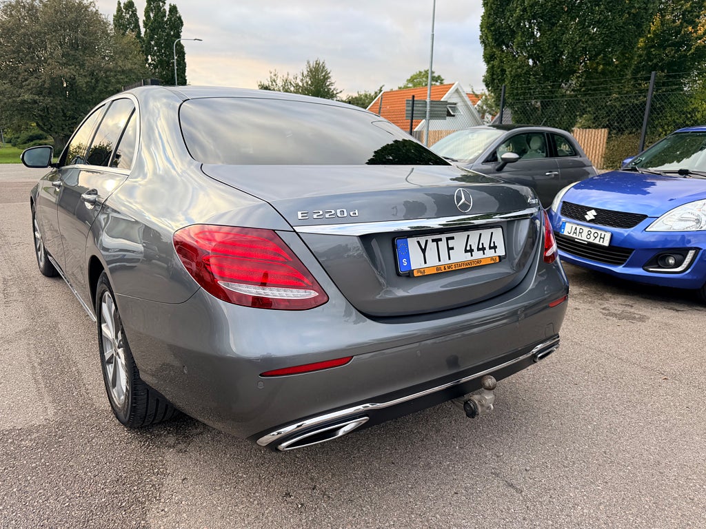 Mercedes-Benz E 2018 - miniatyr 12