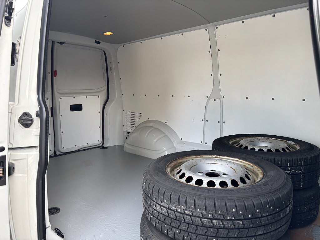 Volkswagen Transporter 2019 - miniatyr 5
