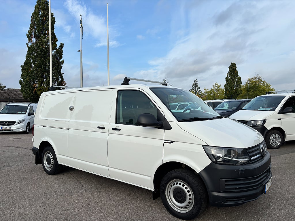 Volkswagen Transporter 2019 - miniatyr 6