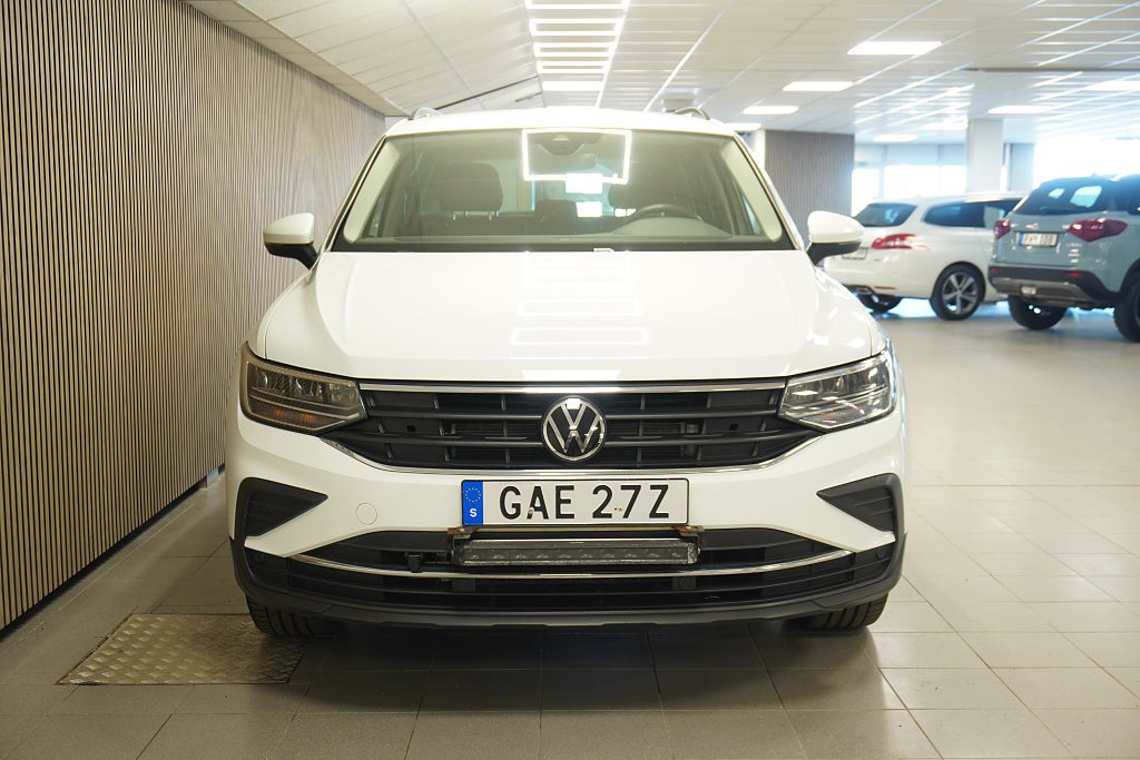 Volkswagen Tiguan 2022 - miniatyr 3