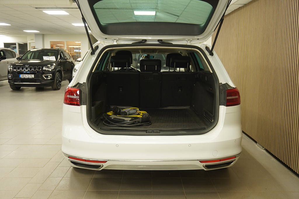 Volkswagen Passat 2018 - miniatyr 7