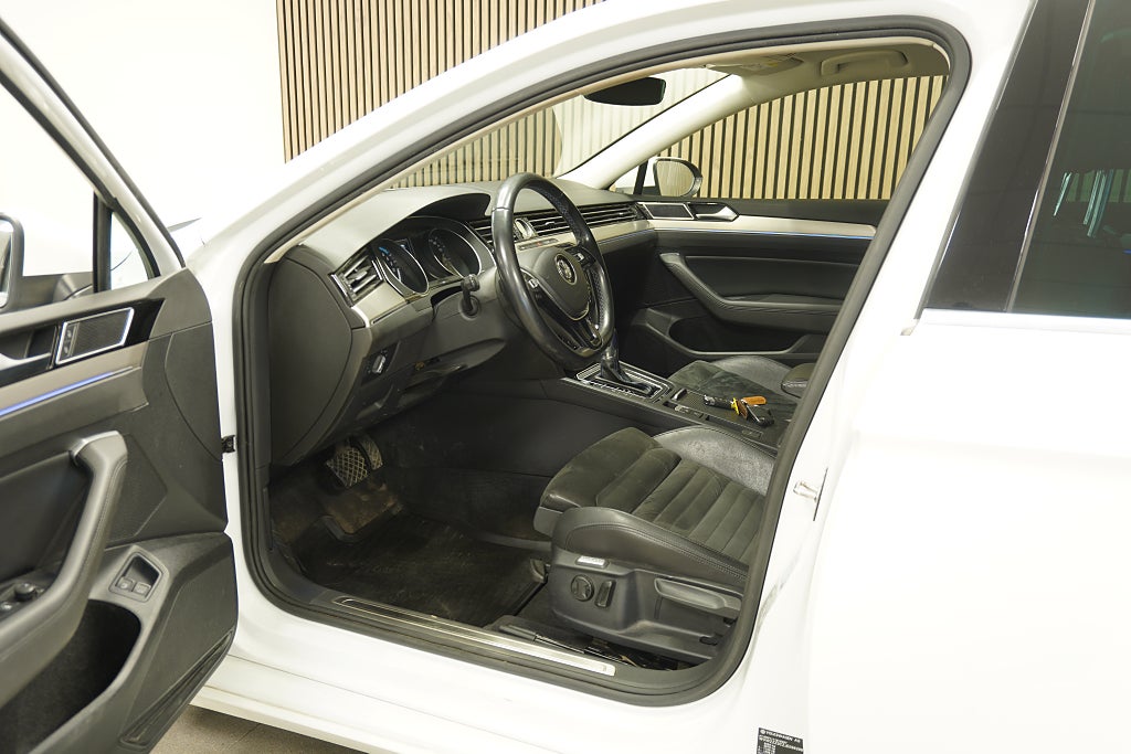 Volkswagen Passat 2018 - miniatyr 9
