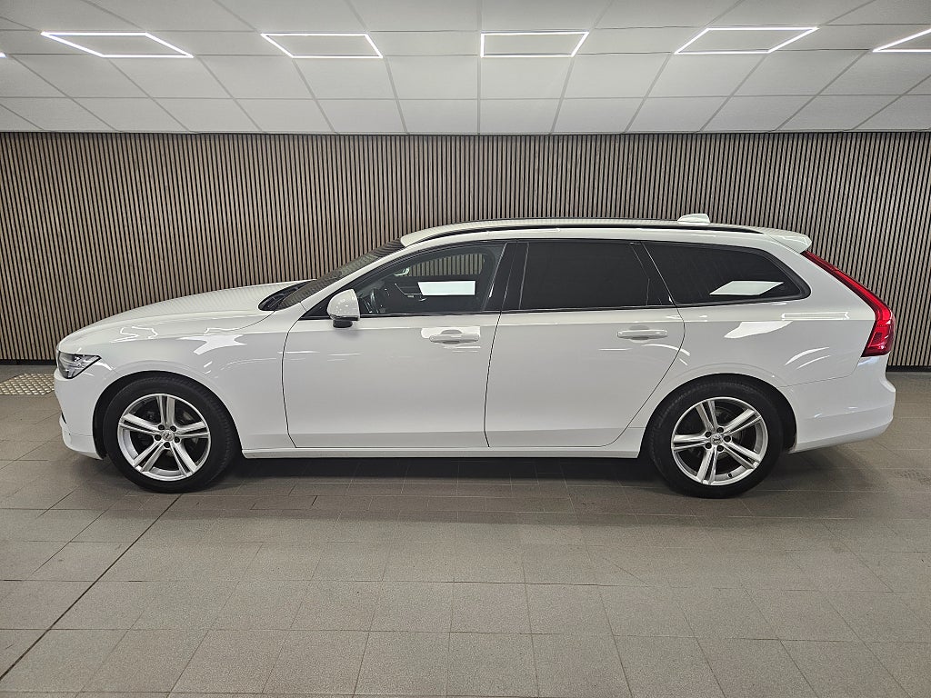 Volvo V90 2017 - miniatyr 2