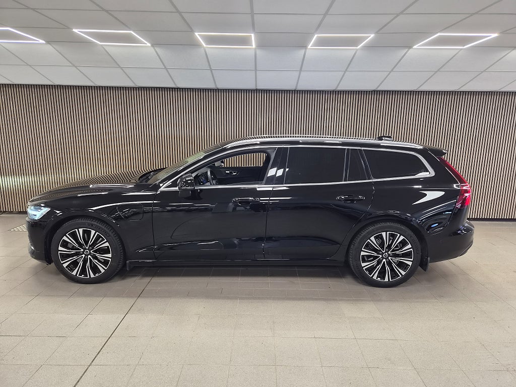 Volvo V60 2023 - miniatyr 3