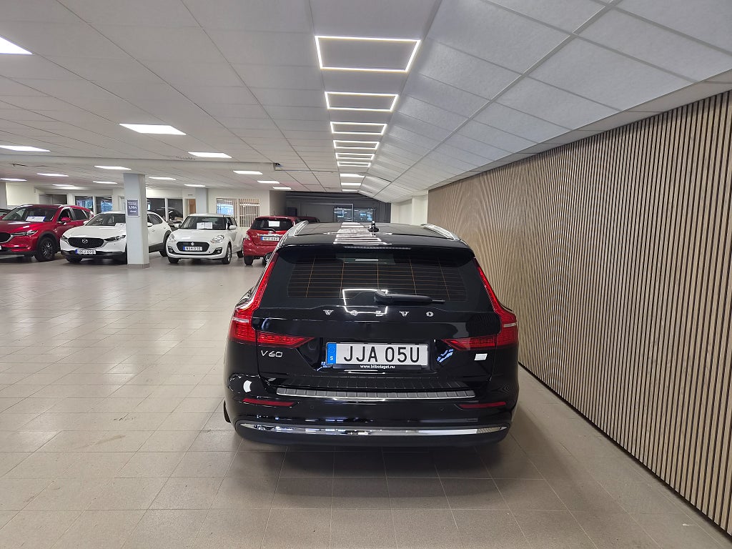 Volvo V60 2023 - miniatyr 5