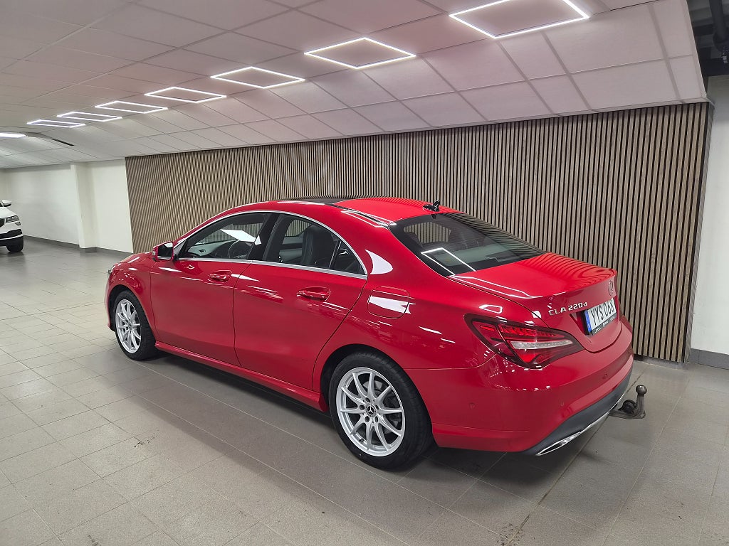 Mercedes-Benz CLA220 d 2018 - miniatyr 3