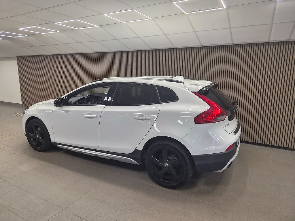 Volvo V40 Cross Country 2014 - miniatyr 4