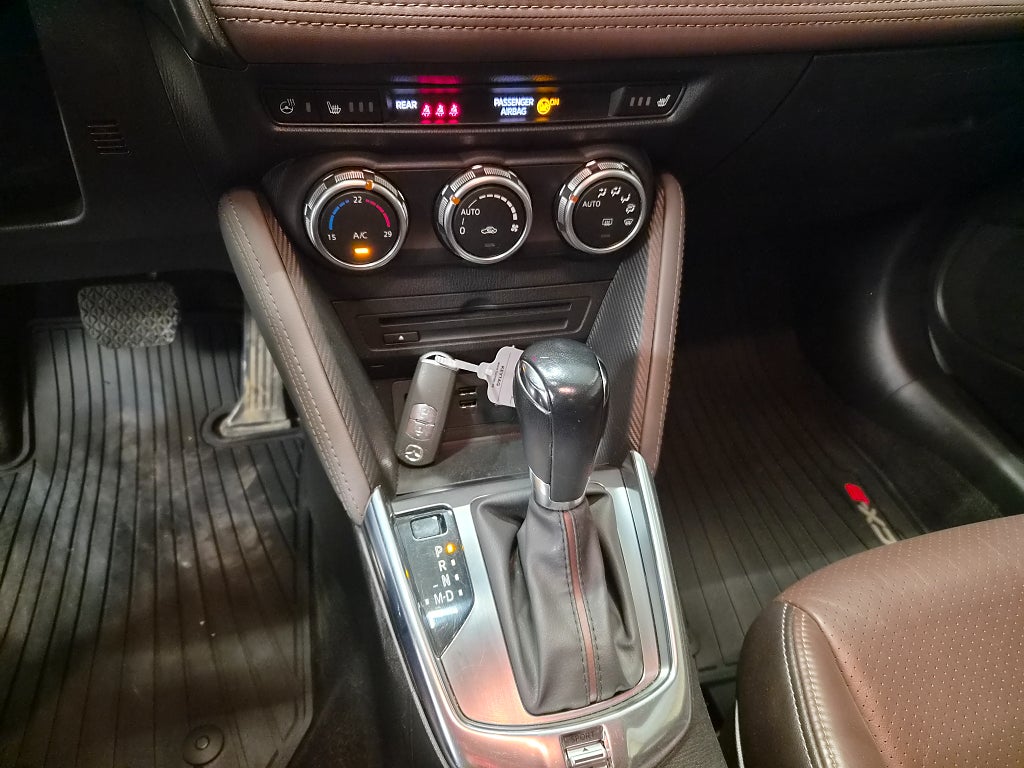 Mazda CX-3 2017 - miniatyr 9