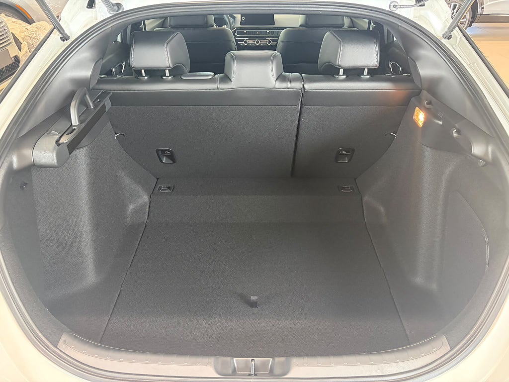 Honda Civic 2027 - miniatyr 10