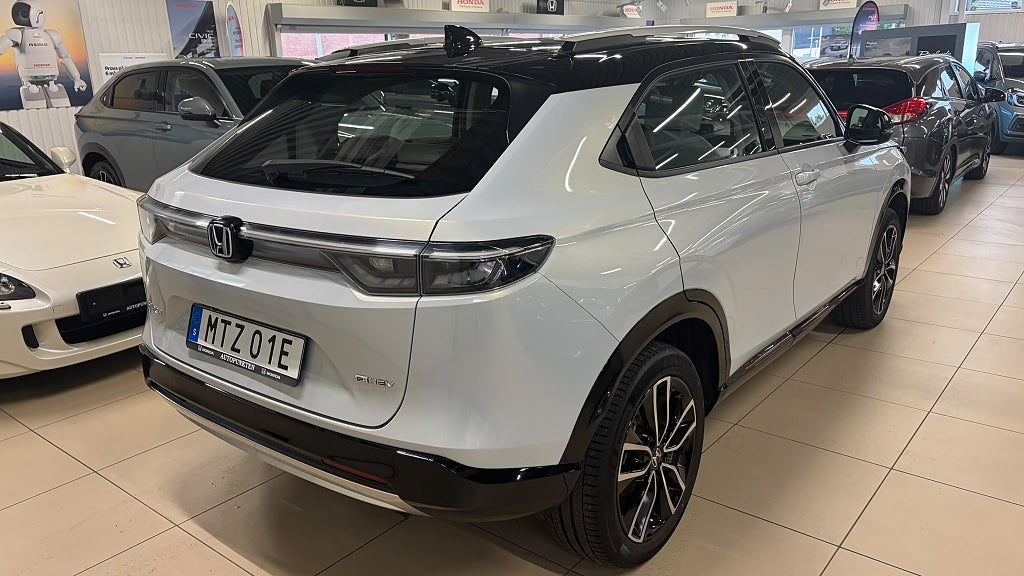 Honda HR-V 2023 - miniatyr 3