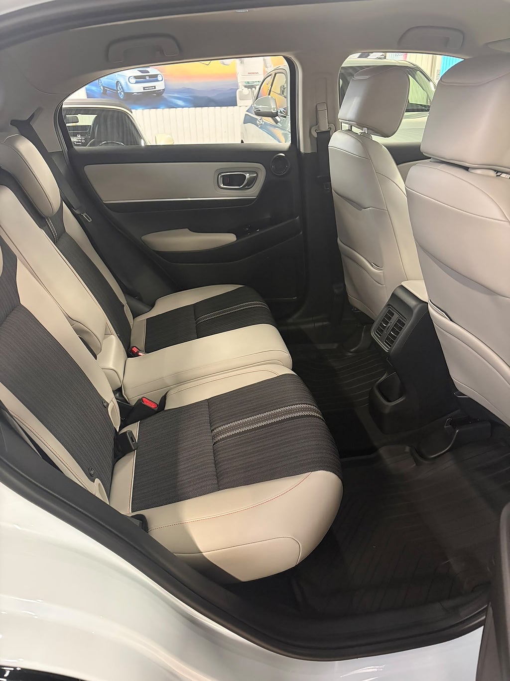 Honda HR-V 2023 - miniatyr 7