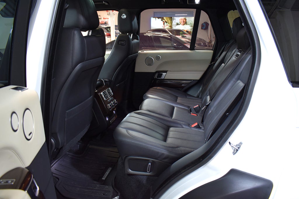 Land Rover Range Rover 2016 - miniatyr 25
