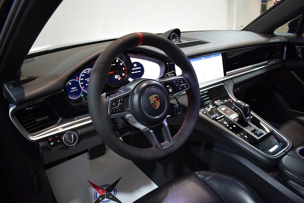 Porsche Panamera 2017 - miniatyr 8