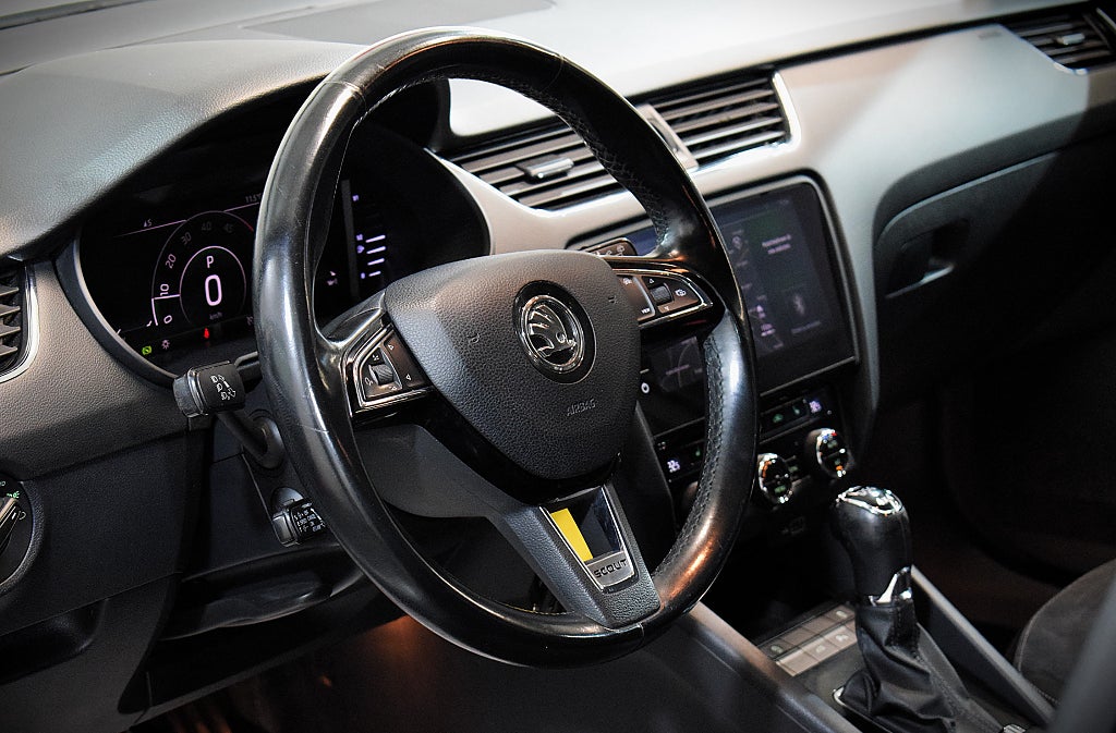 Skoda Octavia 2019 - miniatyr 8