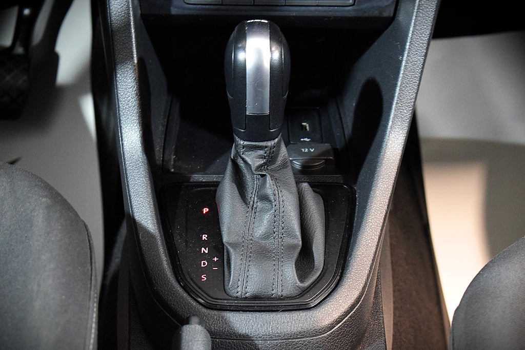 Volkswagen Caddy 2020 - miniatyr 10