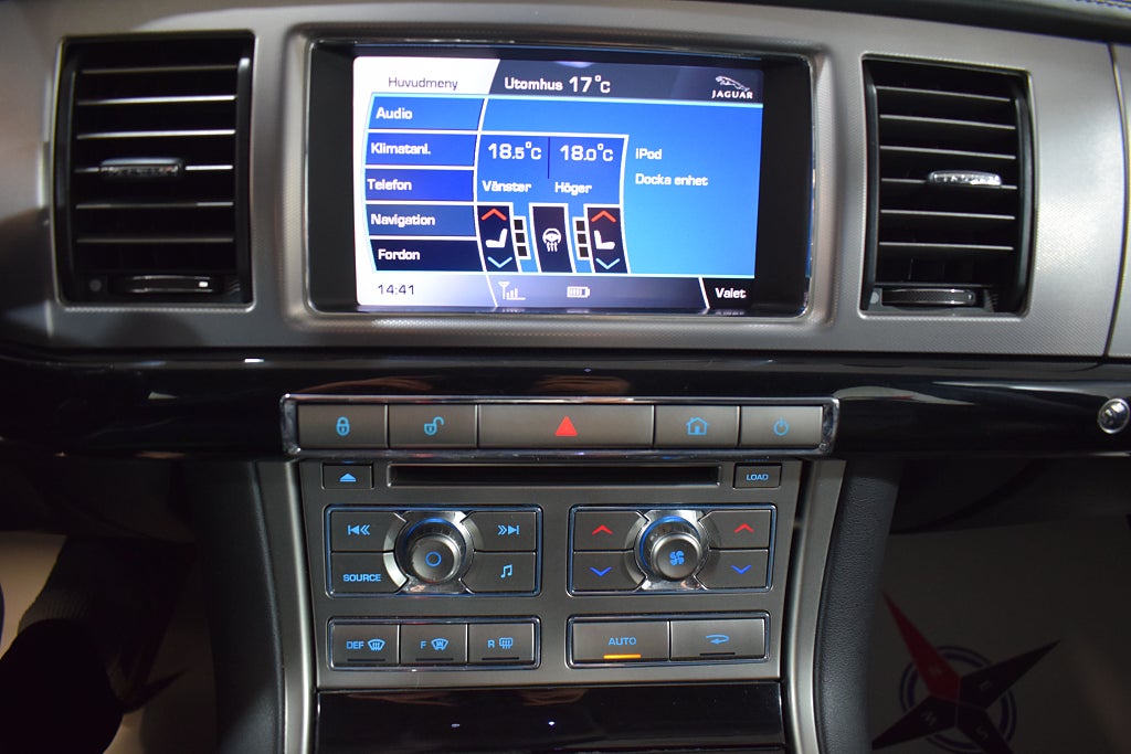 Jaguar XF 2011 - miniatyr 17