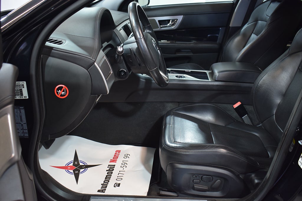 Jaguar XF 2011 - miniatyr 8