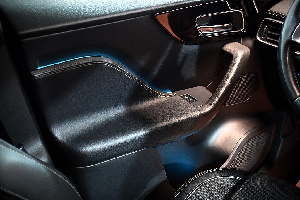 Jaguar F-Pace 2020 - miniatyr 22