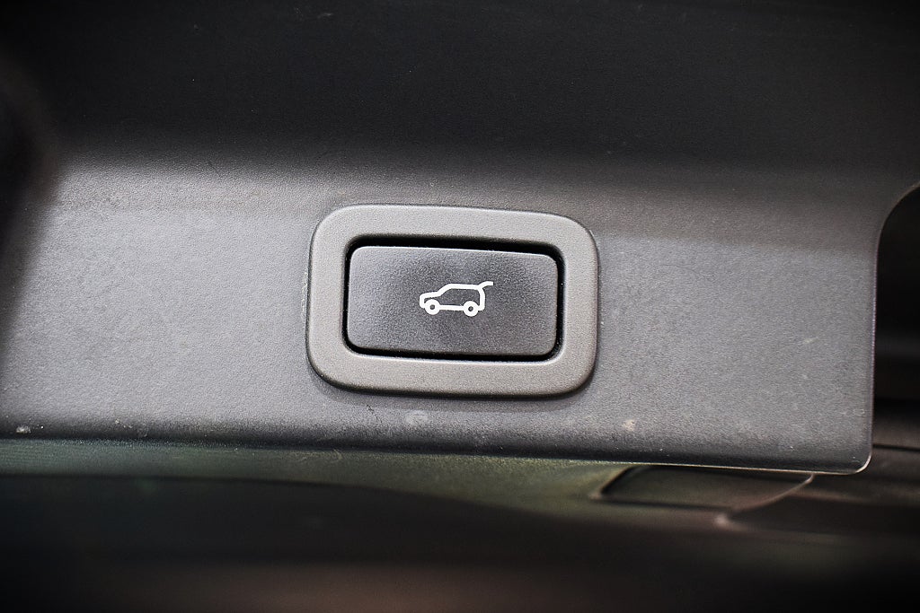 Jaguar F-Pace 2020 - miniatyr 28