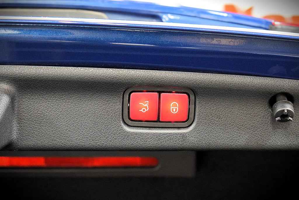 Mercedes-Benz C 2022 - miniatyr 26