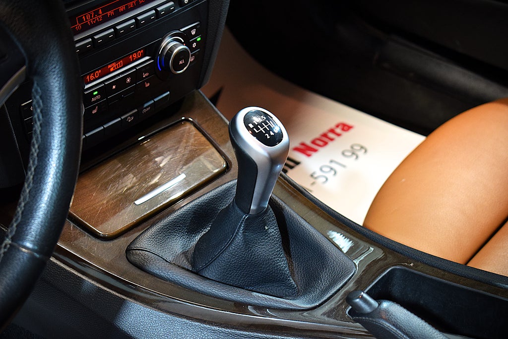 BMW 320D 2010 - miniatyr 13