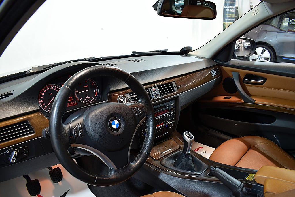 BMW 320D 2010 - miniatyr 8