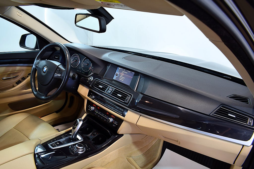 BMW 530 2014 - miniatyr 13