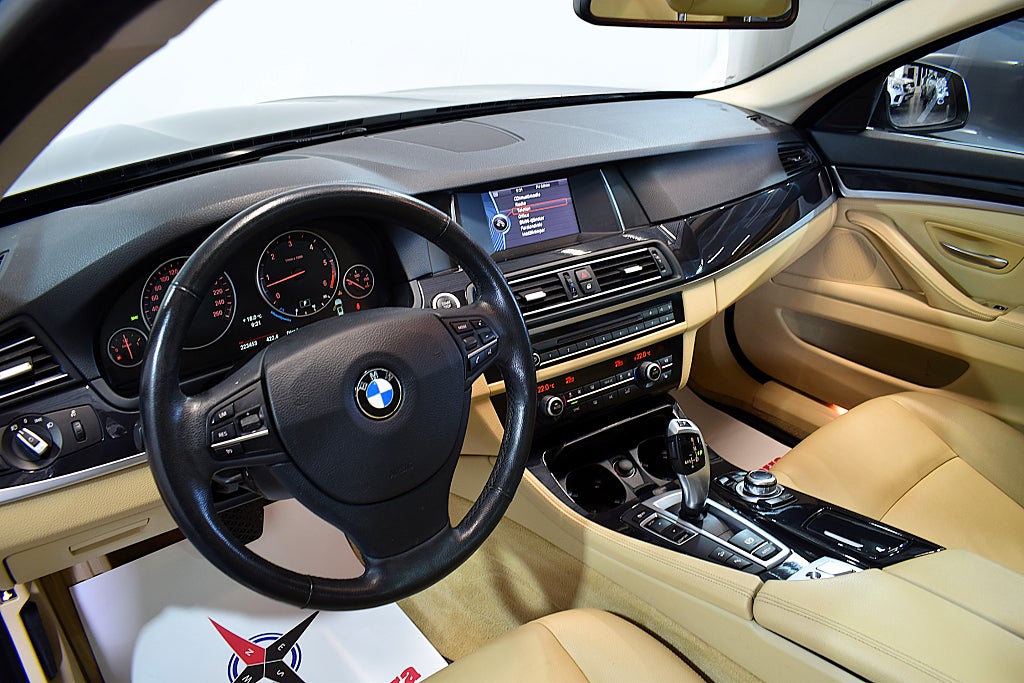 BMW 530 2014 - miniatyr 7