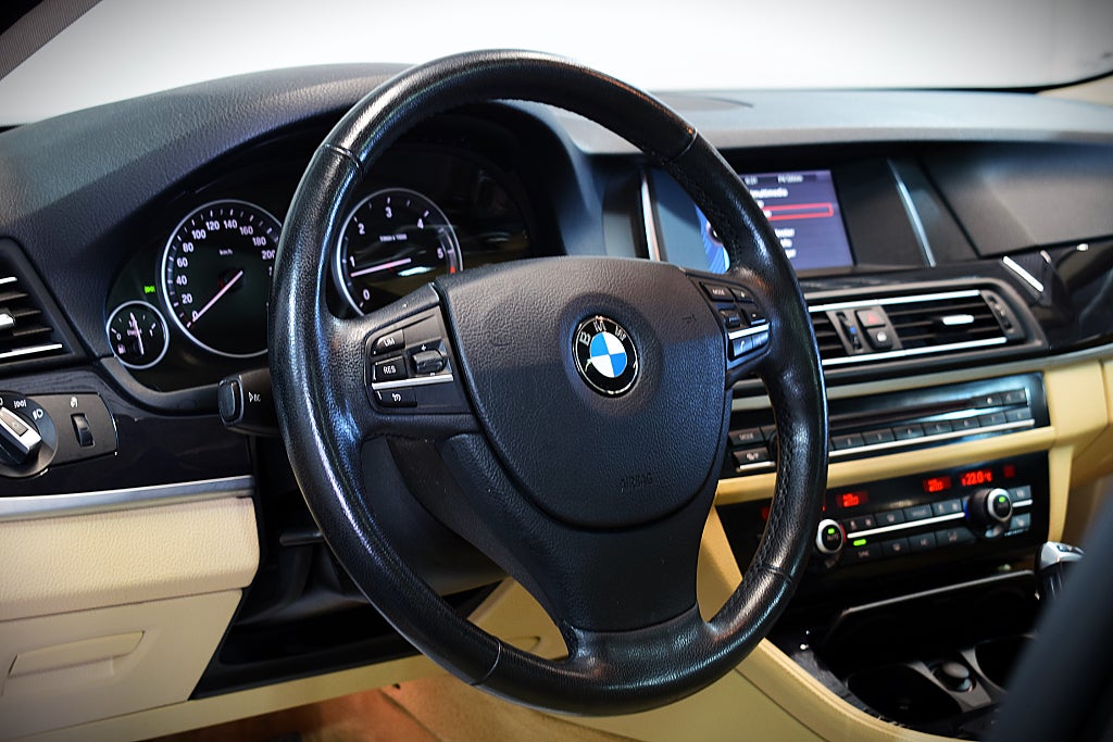 BMW 530 2014 - miniatyr 8