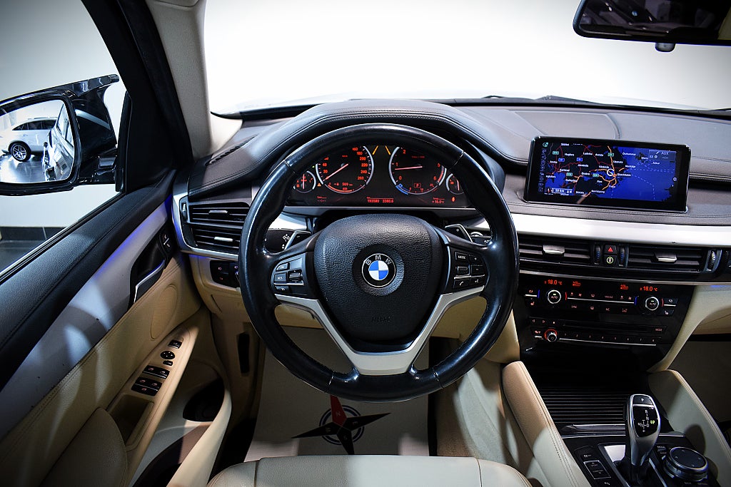 BMW X6 2016 - miniatyr 11