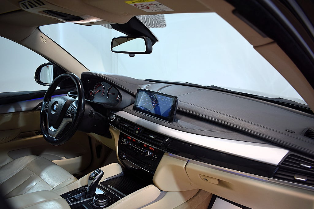 BMW X6 2016 - miniatyr 24