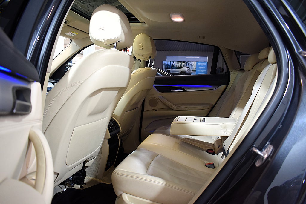 BMW X6 2016 - miniatyr 26