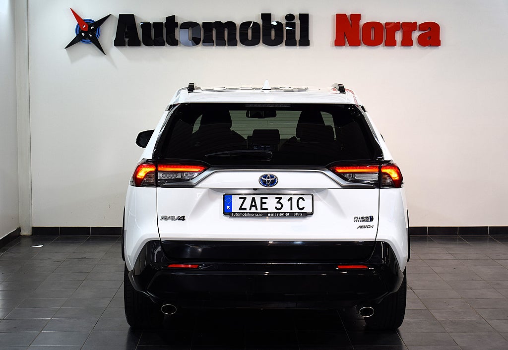 Toyota RAV4 2021 - miniatyr 5