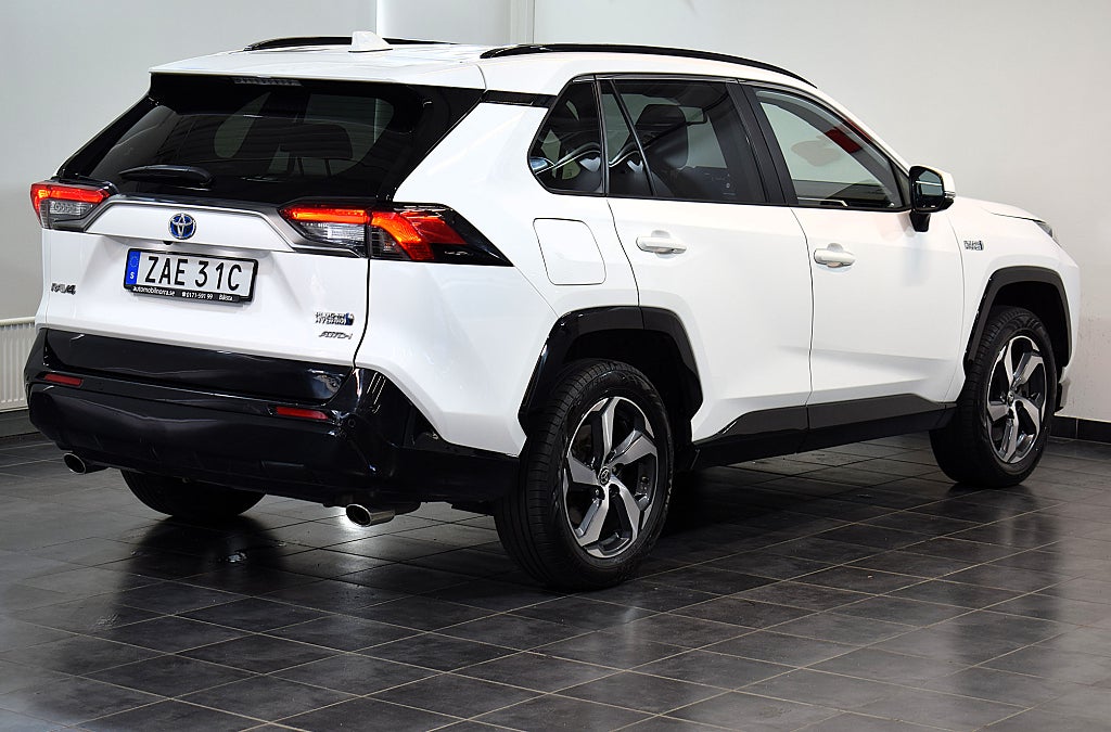 Toyota RAV4 2021 - miniatyr 6
