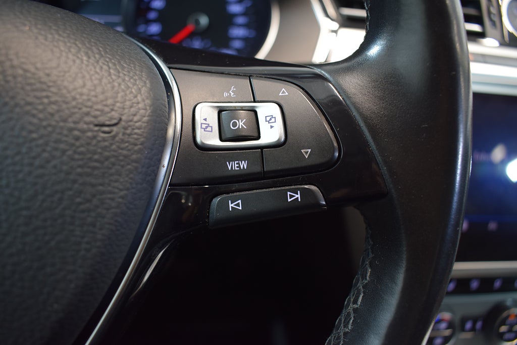 Volkswagen Passat 2019 - miniatyr 17