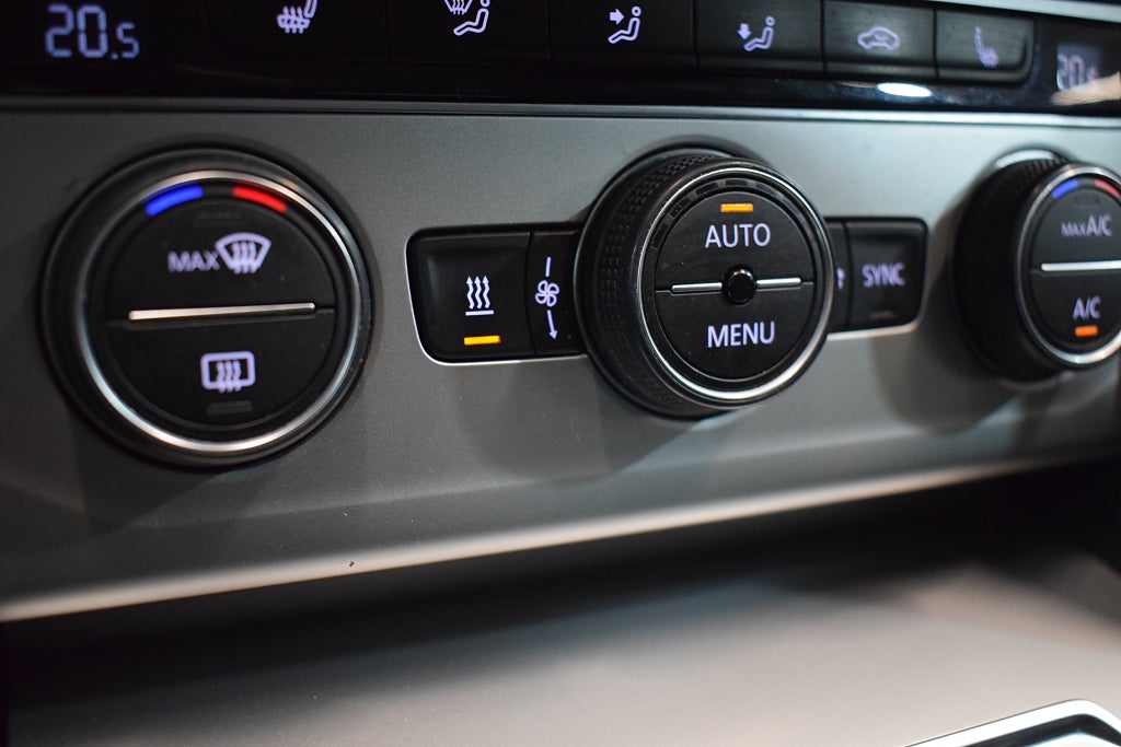 Volkswagen Passat 2019 - miniatyr 18