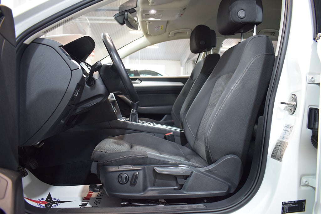 Volkswagen Passat 2019 - miniatyr 10