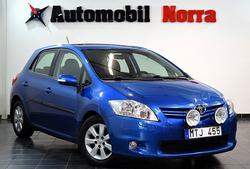 Toyota Auris 5-dörrar 1.4 D-4D Plus Nyservad Nybesiktigad