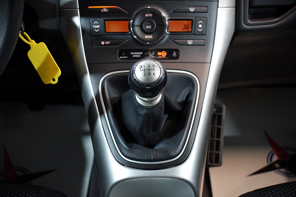 Toyota Auris 2012 - miniatyr 15
