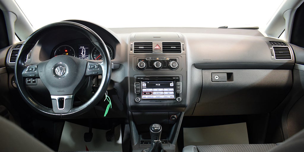 Volkswagen Touran 2014 - miniatyr 11