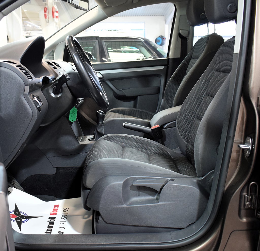 Volkswagen Touran 2014 - miniatyr 7